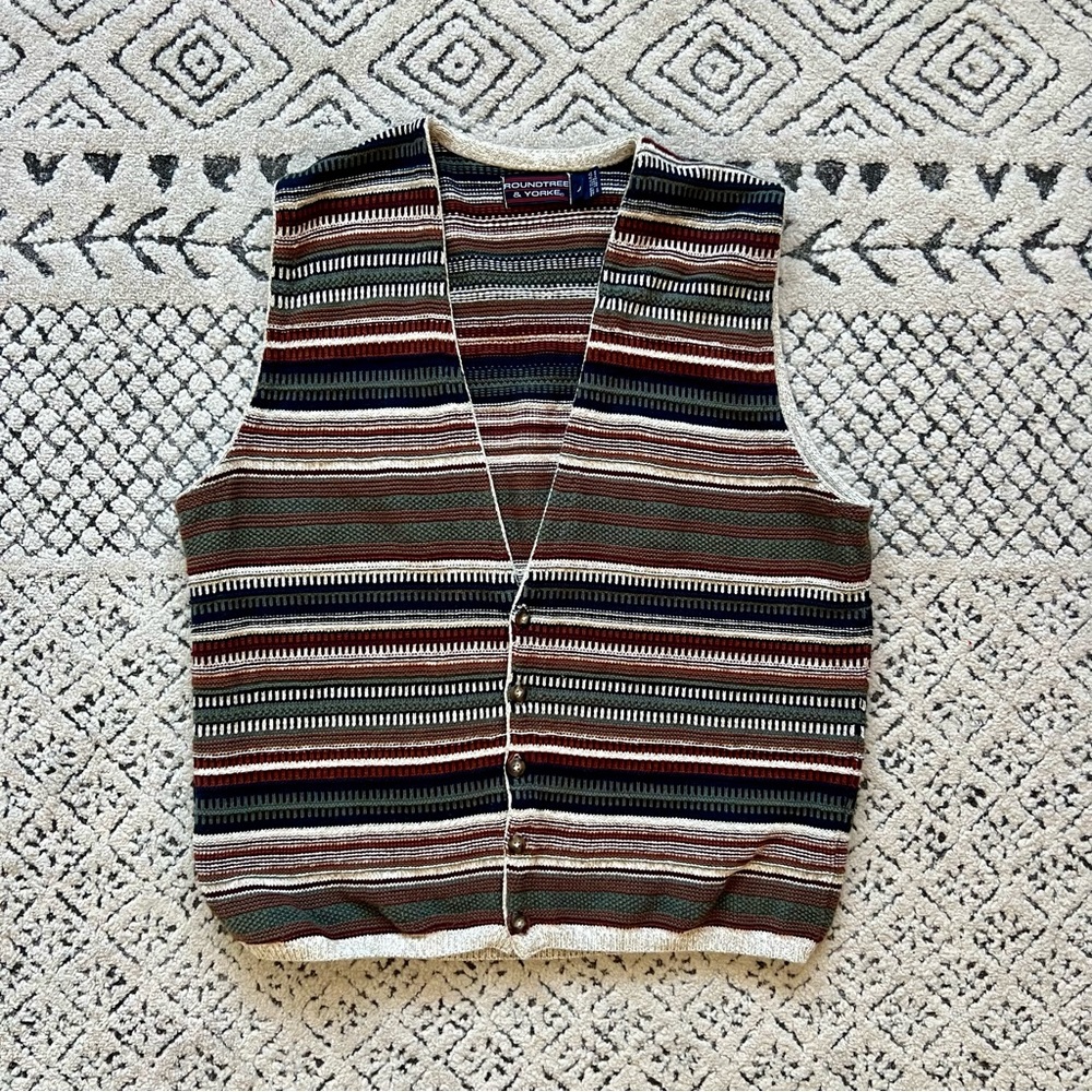 SOLD ON DEPOP: Vintage Rountree & Yorke Woven Vest